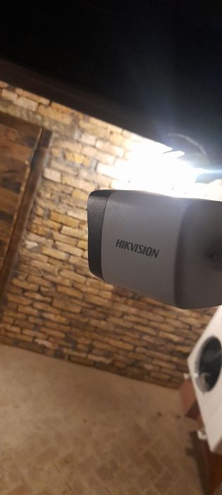 Ustanovka kamera damafo'n