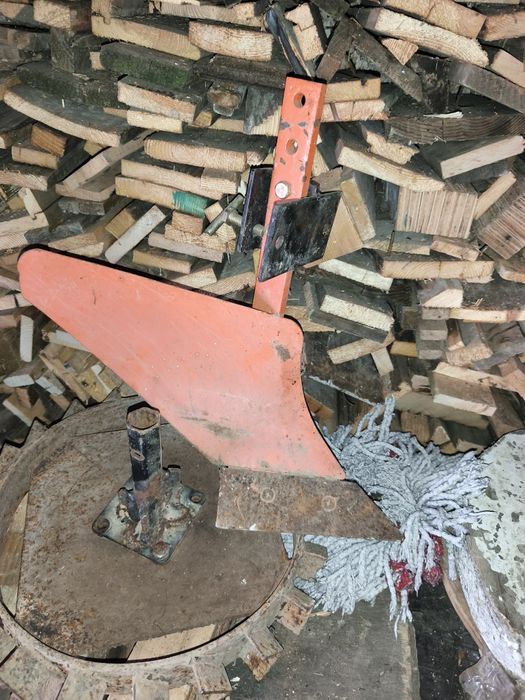 Vând motosapă Ruris