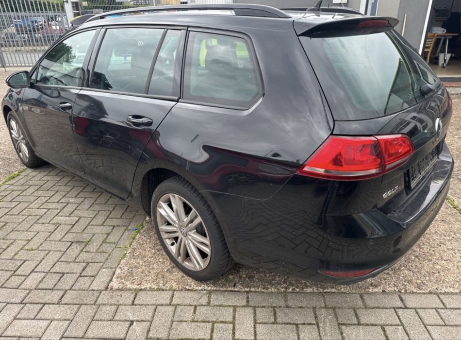 Dezmembrez Volkswagen Golf 7 // 1.6TDI 110cai // CRKB // EURO 6 // Automat // Negru LC9X