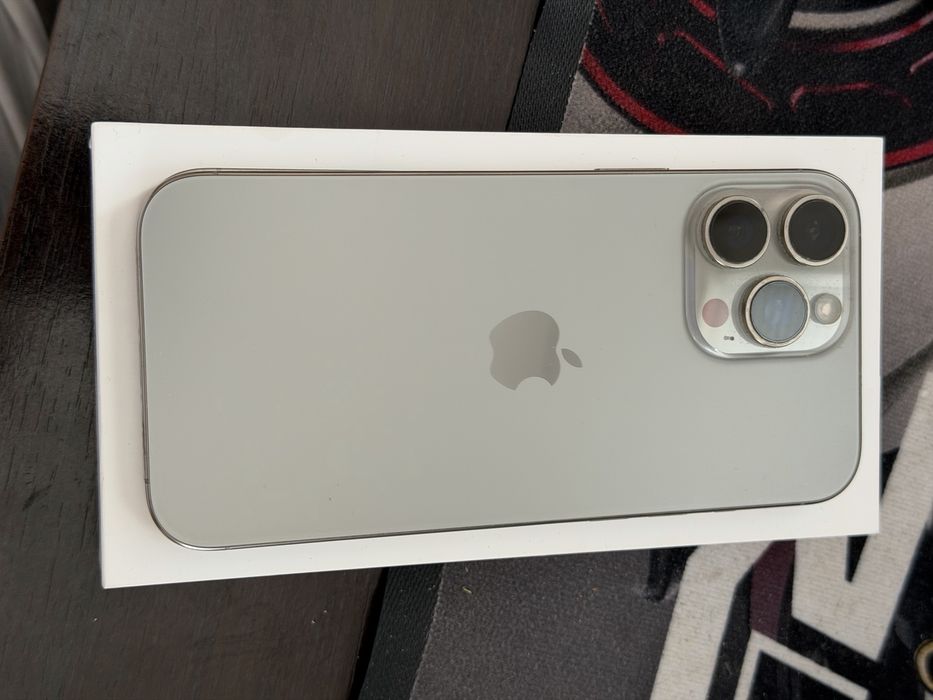 iPhone 16 Pro Max 256 GB Black Titanium – Отлично състояние
