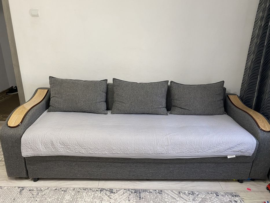 Продам дивам и кресло