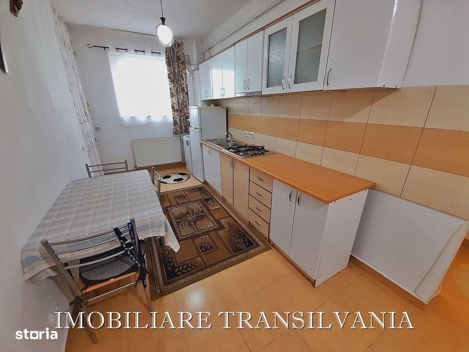 Apartament 2 camere de închiriat cu balcon, etaj 1,str.Subcetate