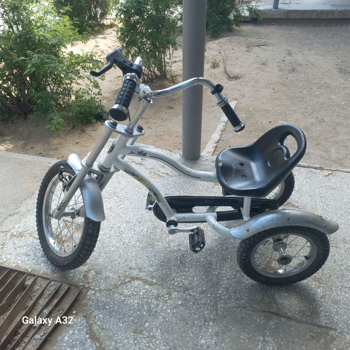Трёхколёсный велосипед