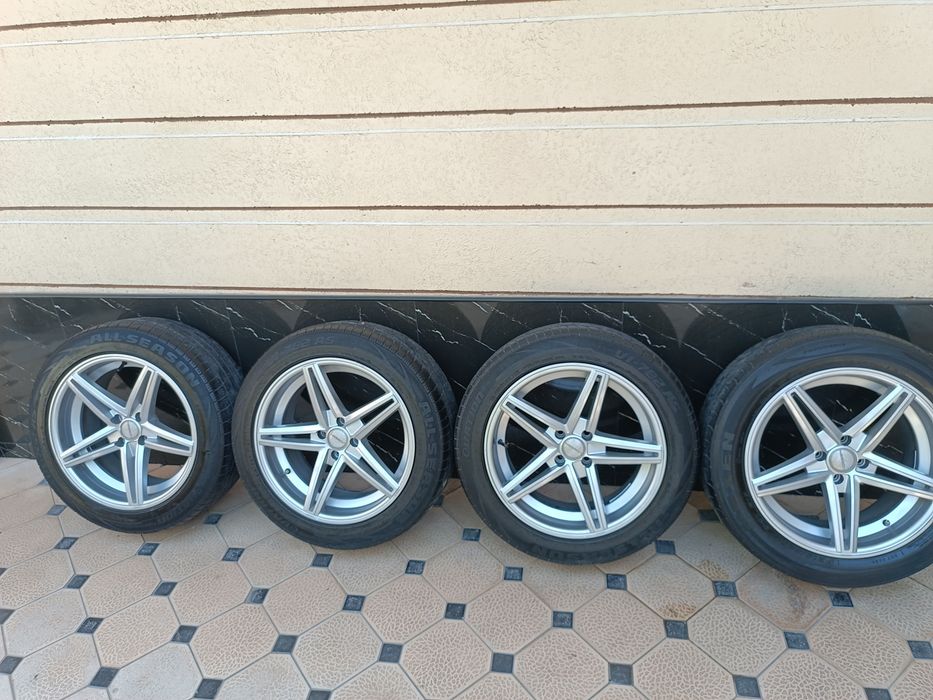 Vossen Diska Balon 215 55 R17 Holati Yaxshi