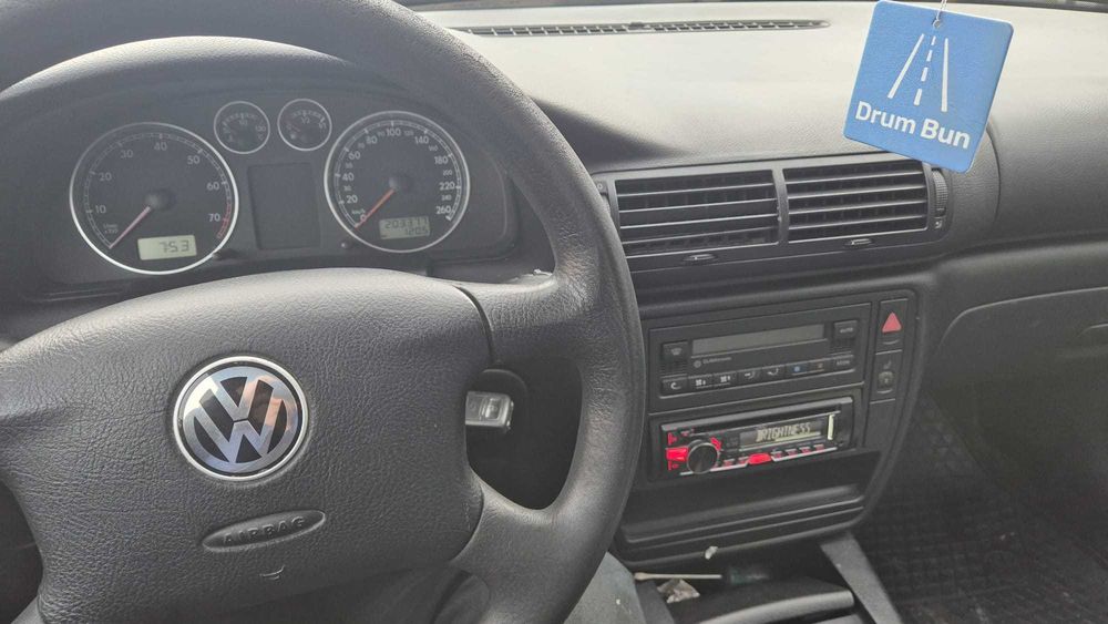 Volkswagen Passat 1.6