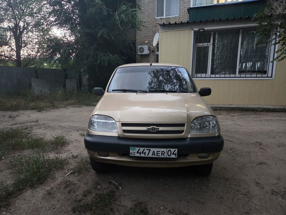 Chevrolet Niva 2005