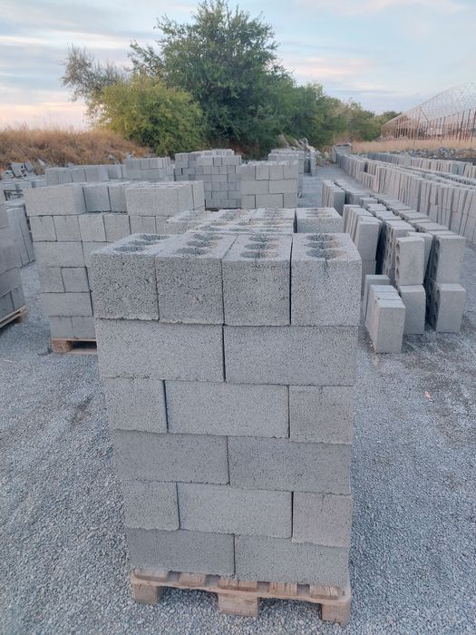 Шлакаблок 19/39      180тг