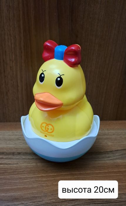 игрушка утка неваляшка погремушка. Фирменная.Дефектов нет.