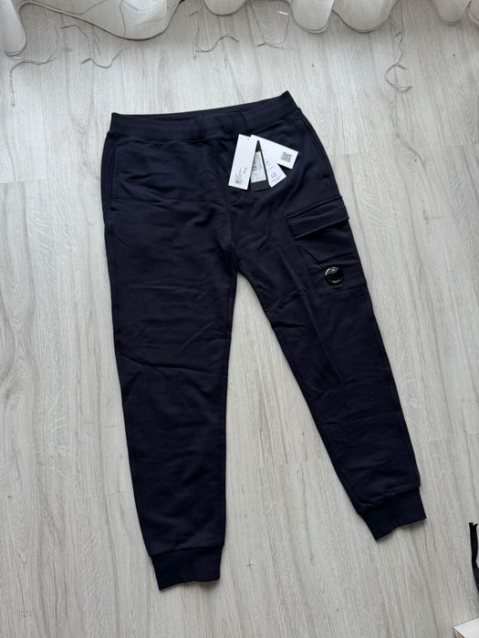 C.P Company pantaloni de trening (Sweatpants) L Dimensiune Nou