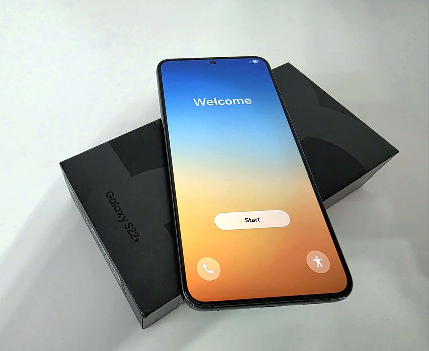 Samsung Galaxy S22 Plus, cu accesorii,  impecabil