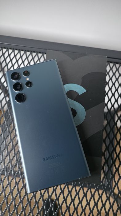 Samsung Galaxy S22 Ultra — 256GB —Перфектен!