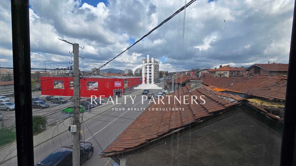 Продава се Къща в Перник, Изток - 240 кв.м за 400 €/кв.м - Снимка #22