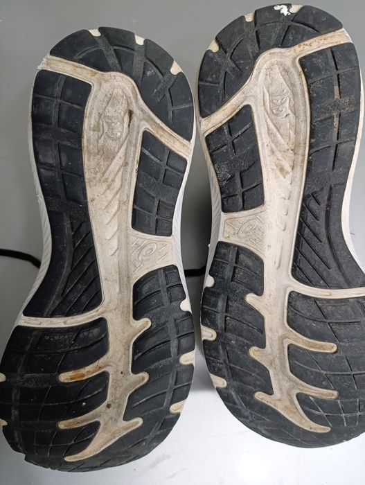 Asics GEL - номер 40