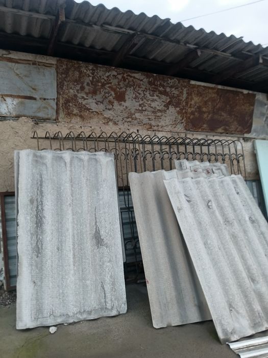 Бесплатно кирпичи и шифер!!! Самовыв