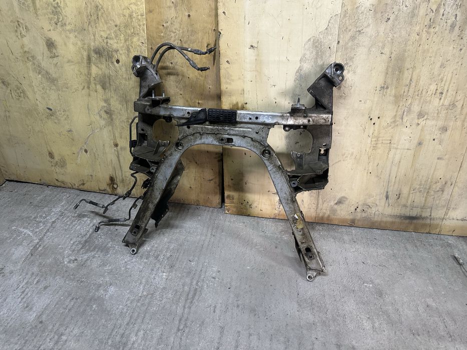 Передняя балка bmw E65 E66