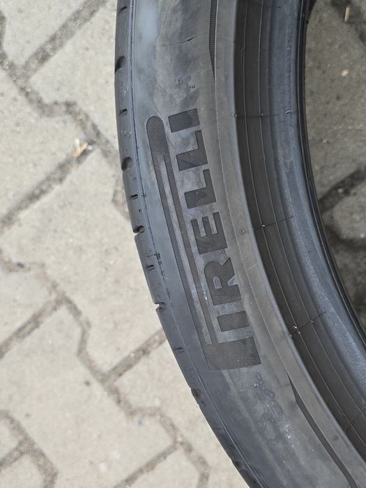 285 40 22 Pirelli