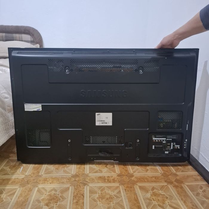 Продам телевизор