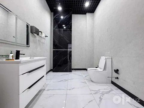 Аренда коммерческого помещения 330 м2, Бадамзар. 1й этаж, 1я линия