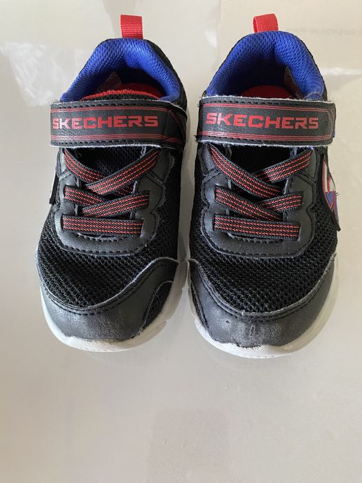 Adidasi Skechers marime 25 17,5 cm interior
