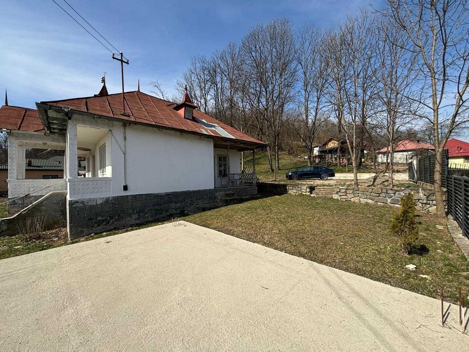 CASA DE VANZARE  ÎN ALUNIȘ, PRAHOVA – 1.559 MP TEREN, CENTRUL SATULUI