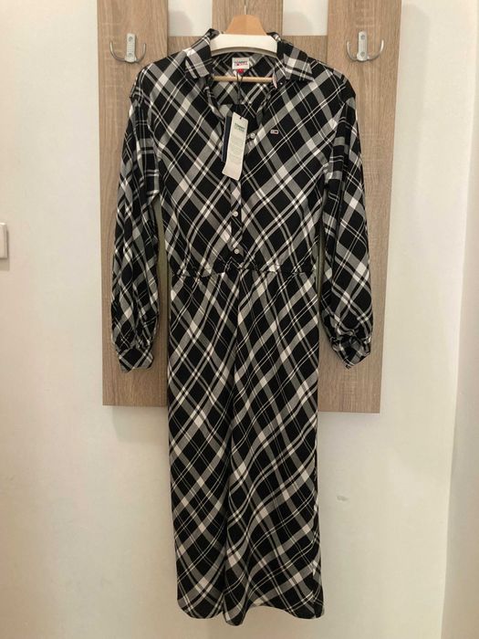 Рокля Tommy Jeans, размер S, нова с етикет