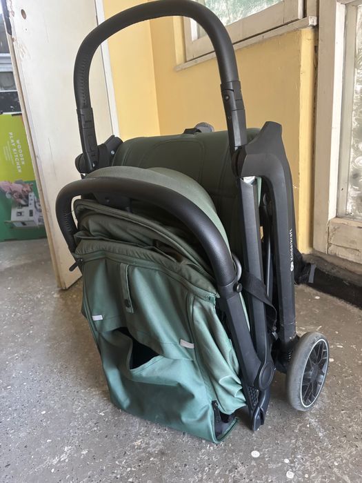 Лятна количка (тъмно зелена)
