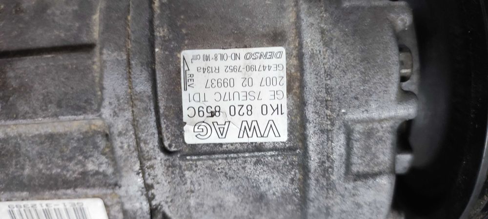 Compresor clima volkswagen vw  golf 5 hatchback 1.4 BLG cod 1K0820859C