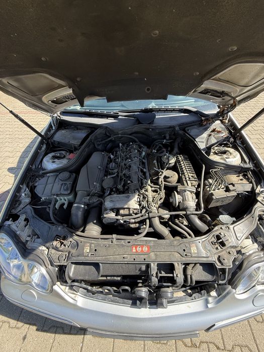 Dezmembrez Mercedes C270 CDI W203 Facelift