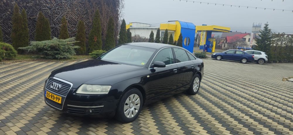 Audi A6 2.4 benzina recent adus
