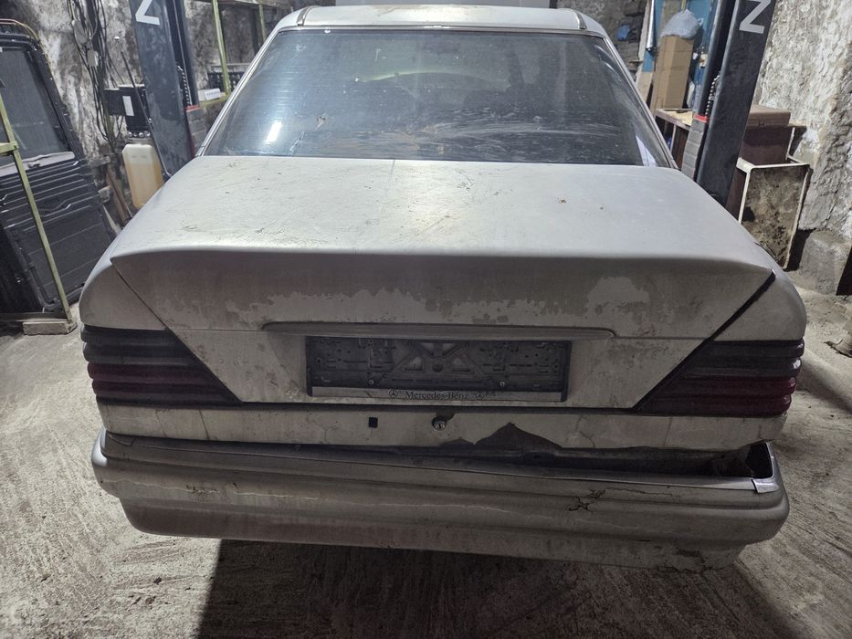 задний бампер w124 мерседес