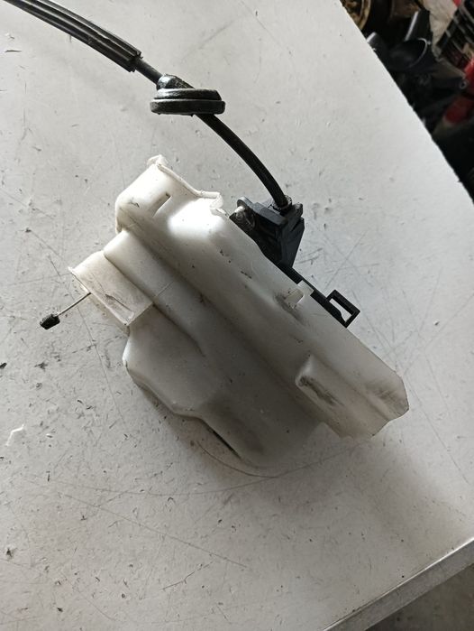 Broasca Usa Dreapta Fata Volkswagen Touran (5T1) [ 2015 - > ]