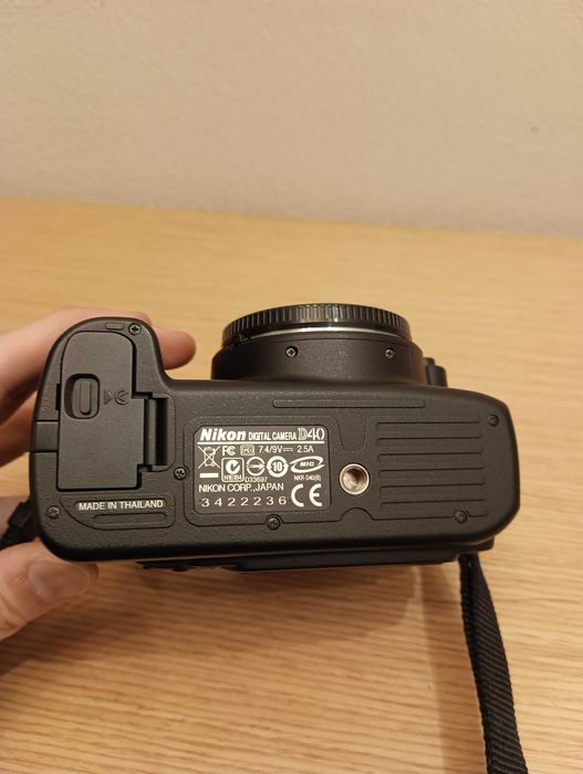 Nikon D40 жирный комплект