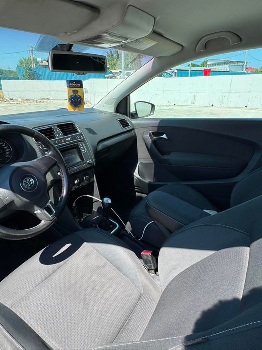 Vand sau schimb polo 6r 2010 1,6 tdi