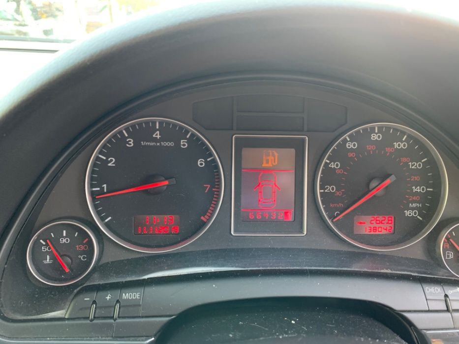 НА ЧАСТИ! Audi A4 B6 2.0i 131 кс. АВТОМАТИК Мултитроник 6 ск. 2003 г.