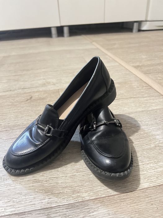 Обувь(кеды,лоферы)