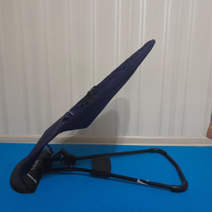 Продается детский шезлонг