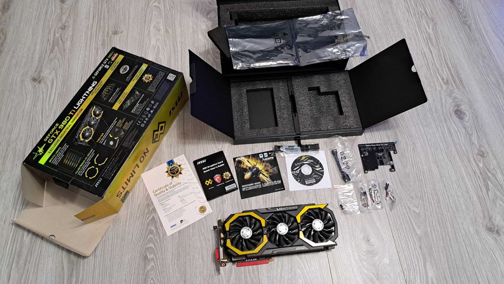 Placa video MSI GTX 980Ti Lightning