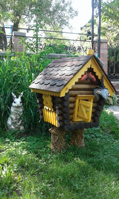 Избушка для сада