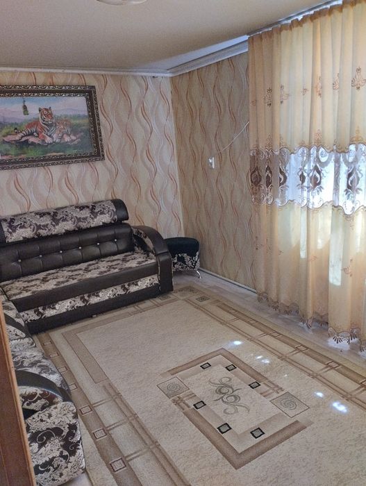 Продам 2ух комнатную 2 этаж