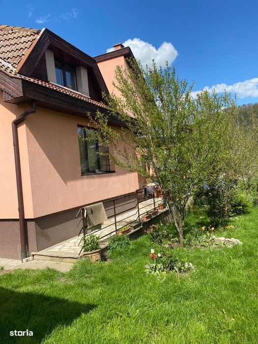Casa in Voiniceni