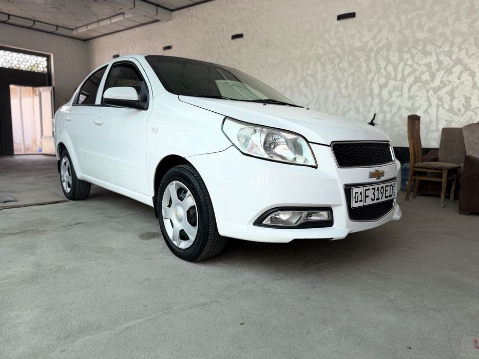 Nexia 3  vikupga idial xolatda