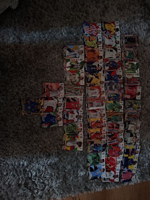 De vanzare cartonase panini adrenalyn XL
