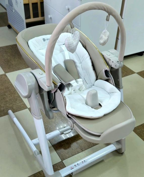 Продам коляску и детский стульчик