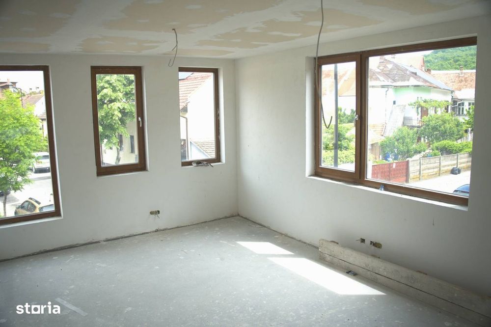 Clădire de birouri nouă în Centrul Istoric Bistrița
