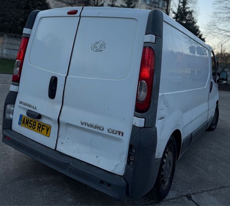 Opel ( Vauxhall vivaro ) - 2009 - 2.0 Diesel - Manual 6+1 Trepte