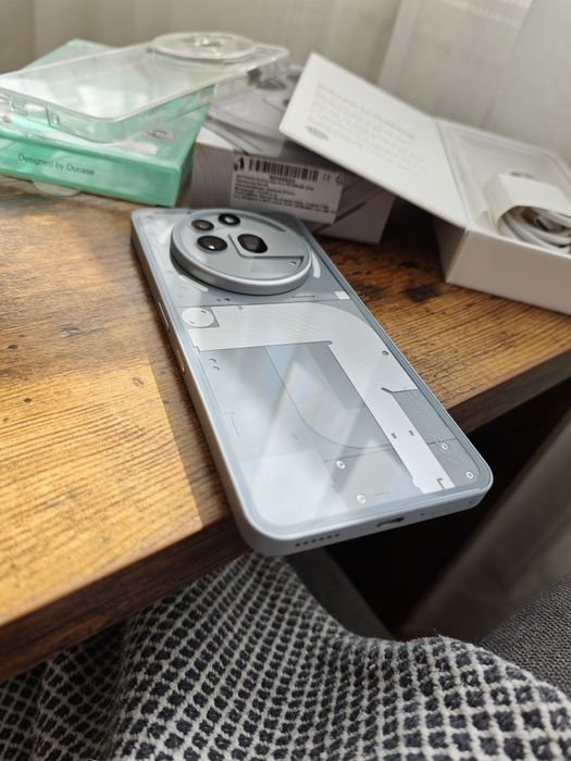 Nothing Phone 3a Pro 12/256 Grey