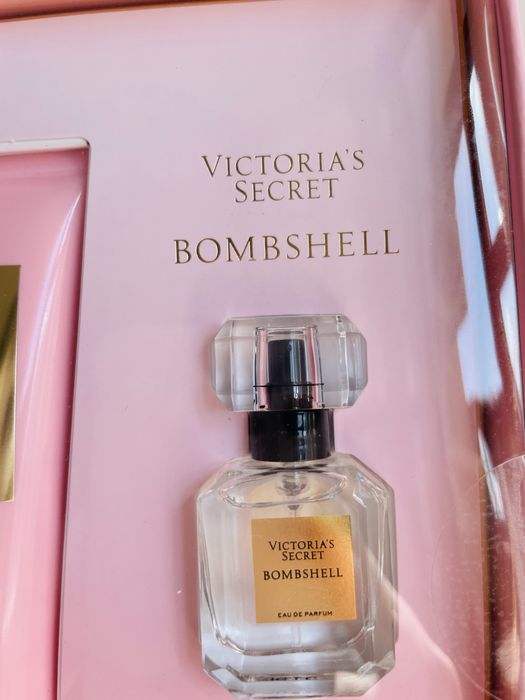 Комплект Victoria’s Secret Bombshell 100 ml lotion,eau de parfum 7,5ml