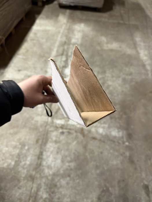 Картон под двери