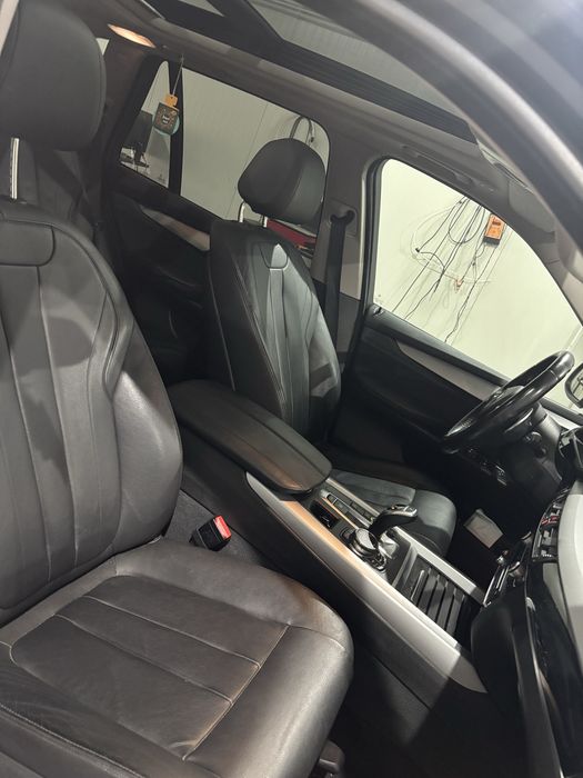 BMW X5 2016 — imagine 10