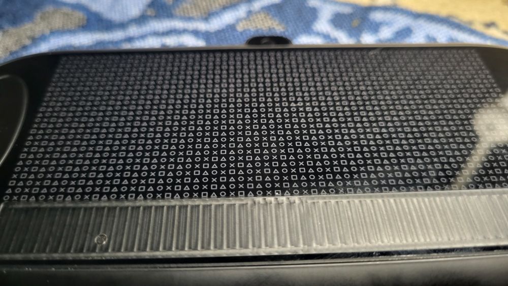 PlayStation Vita (прошитая) 
П